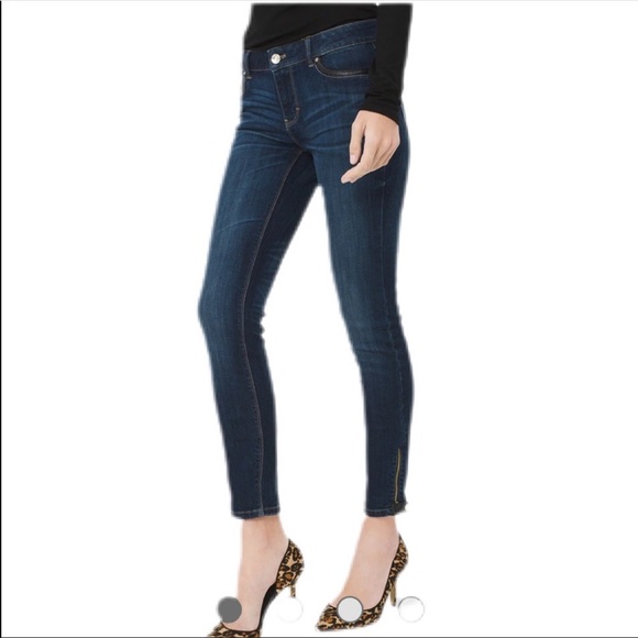 White House Black Market Denim - 💙3/$25 WHBM “The Skimmer” Skinny Jeans Ankle Zippers